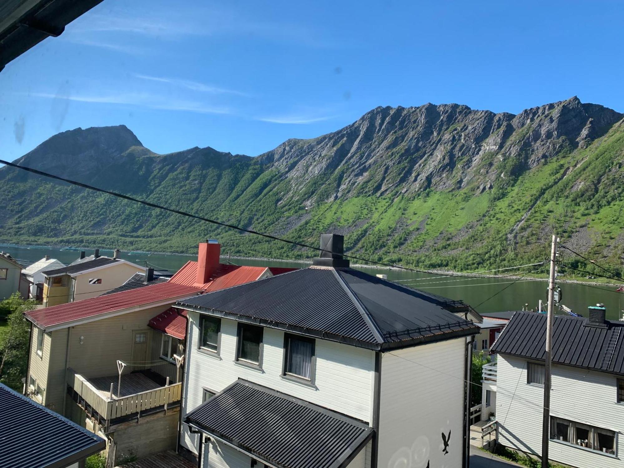 Appartamento House Gryllefjord Esterno foto